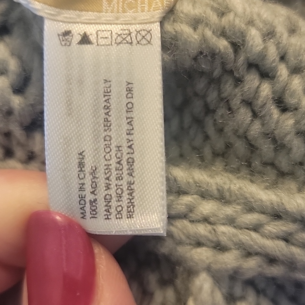 NWT Michael Kors Cable Knit Beanie OS - Picture 6 of 6